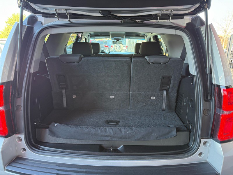 2017 Chevrolet Tahoe Image 5