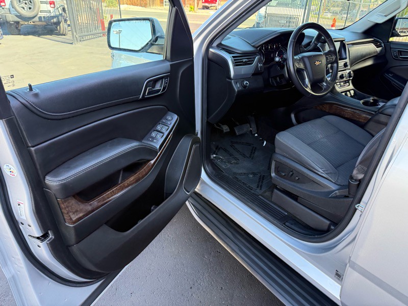 2017 Chevrolet Tahoe Image 11