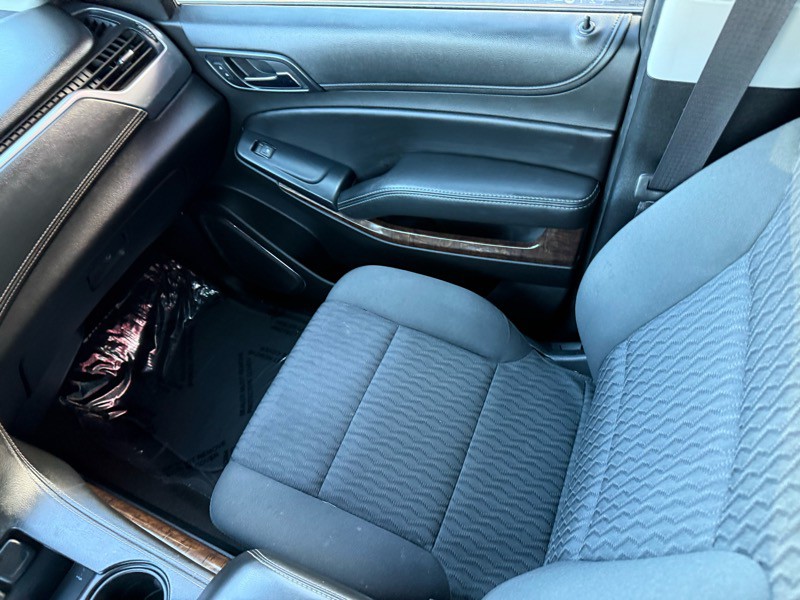 2017 Chevrolet Tahoe Image 16