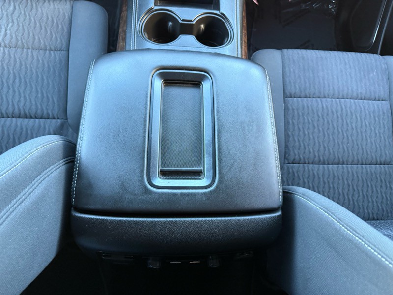 2017 Chevrolet Tahoe Image 20