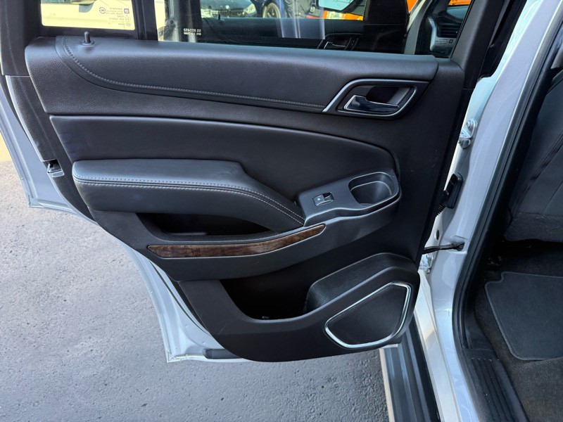 2017 Chevrolet Tahoe Image 28