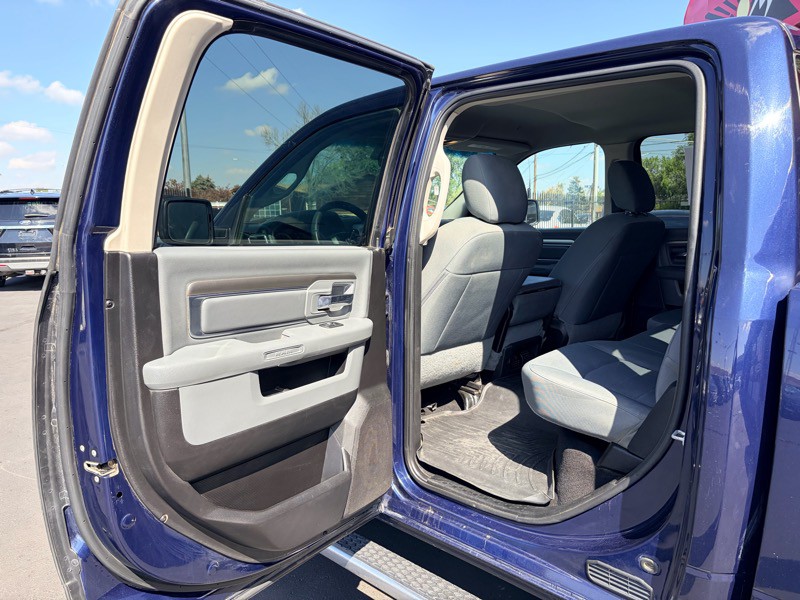 2018 RAM 2500 Image 18