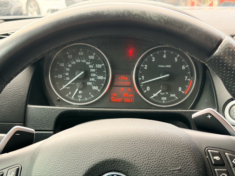 2015 BMW X1 Image 16