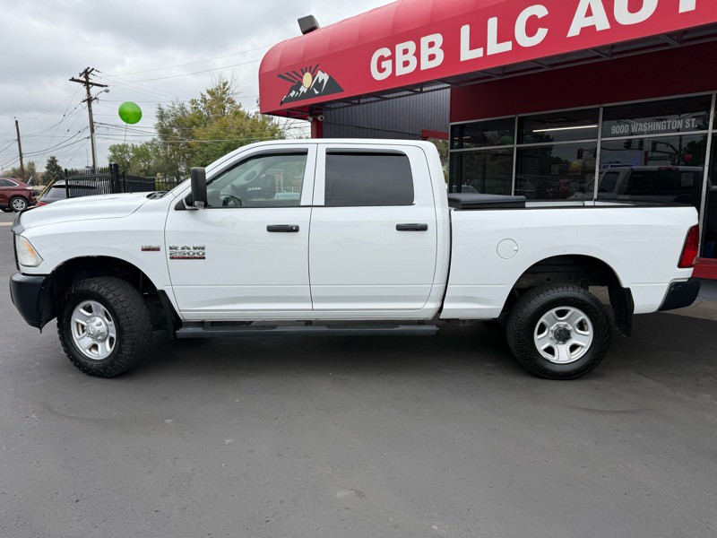 2015 RAM 2500 Image 2