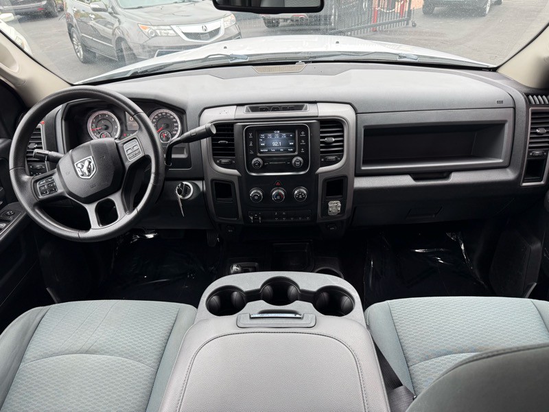 2015 RAM 2500 Image 18