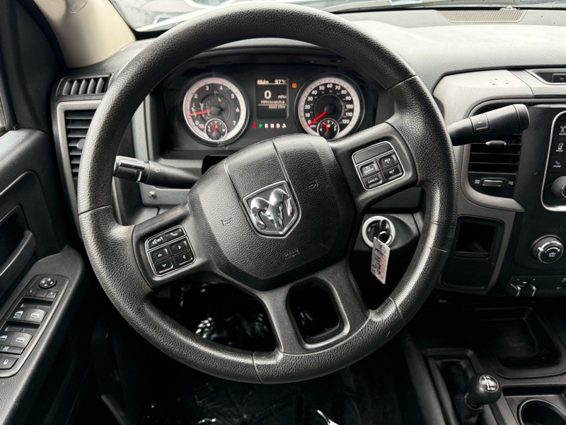 2015 RAM 2500 Image 26