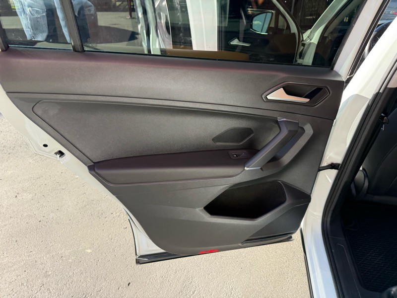 2018 Volkswagen Tiguan Image 28