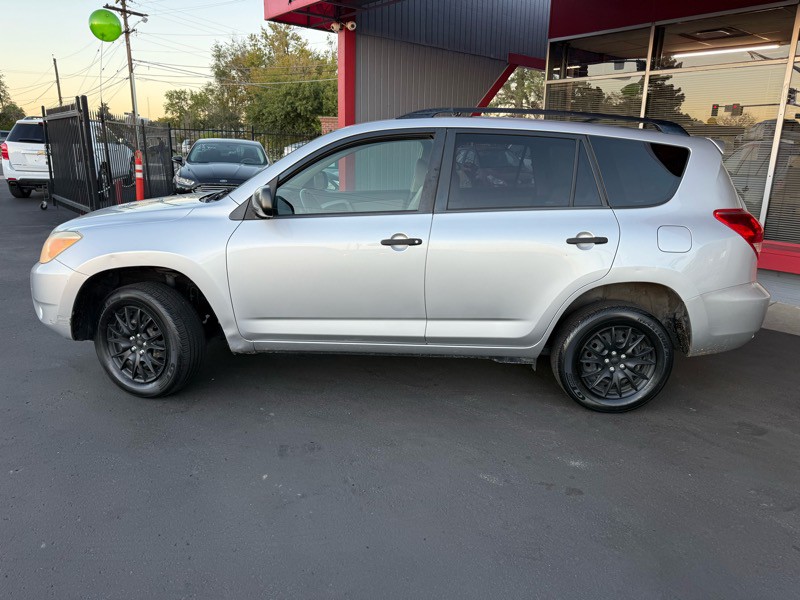 2007 Toyota Rav4 Image 2