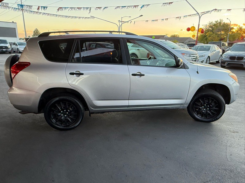 2007 Toyota Rav4 Image 8