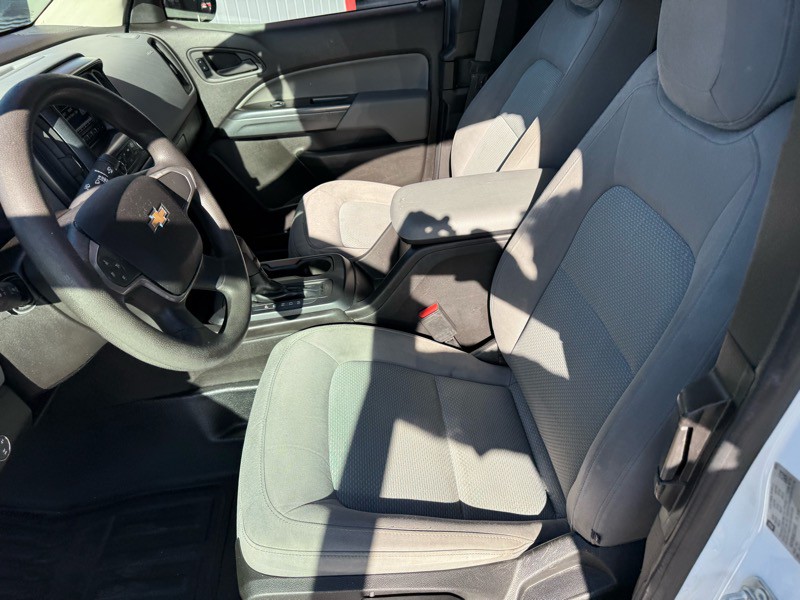 2016 Chevrolet Colorado Image 13