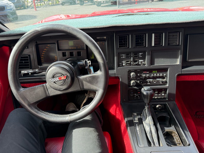 1988 Chevrolet Corvette Image 14