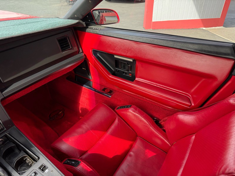 1988 Chevrolet Corvette Image 20