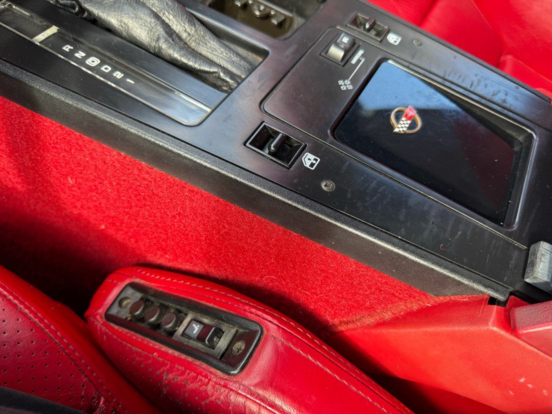 1988 Chevrolet Corvette Image 28