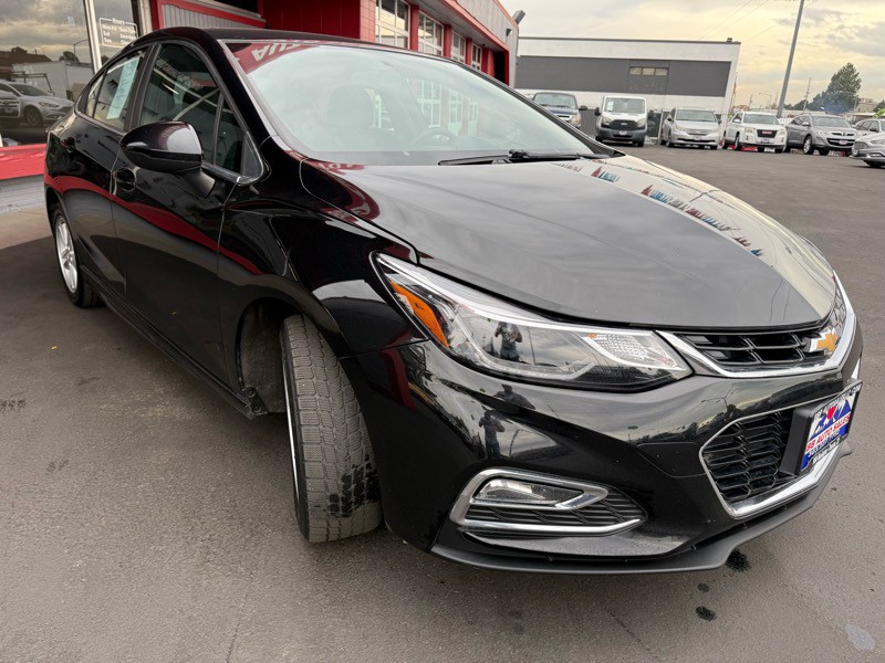 2017 Chevrolet Cruze Image 9
