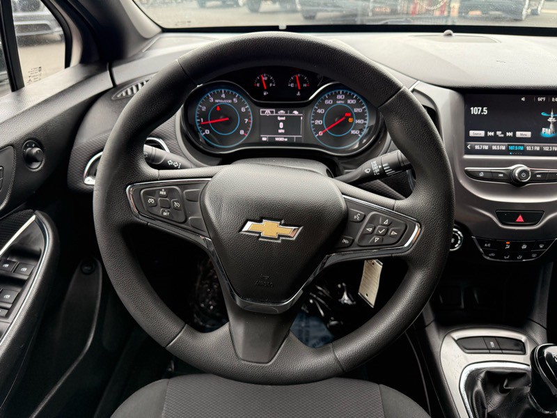 2017 Chevrolet Cruze Image 25