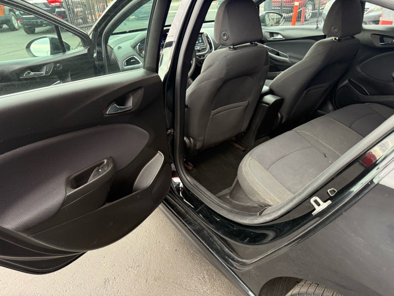 2017 Chevrolet Cruze Image 28
