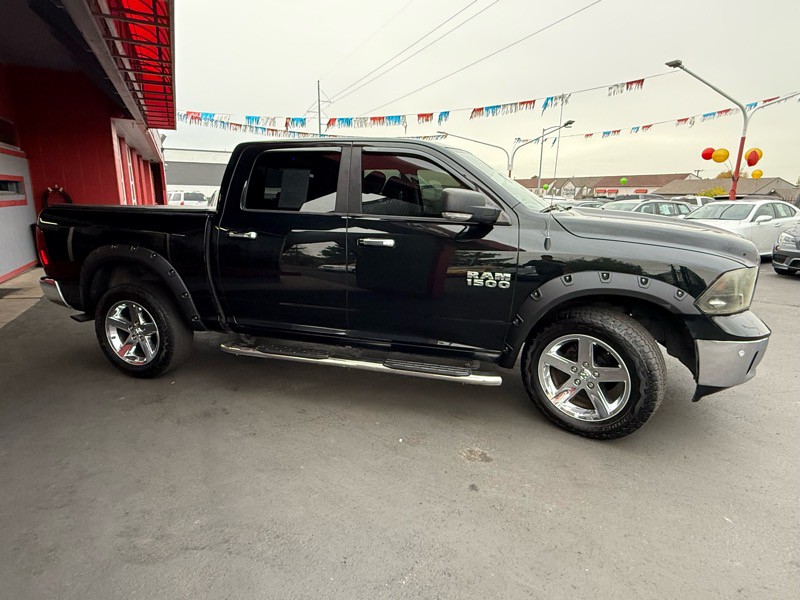 2016 RAM 1500 Image 8