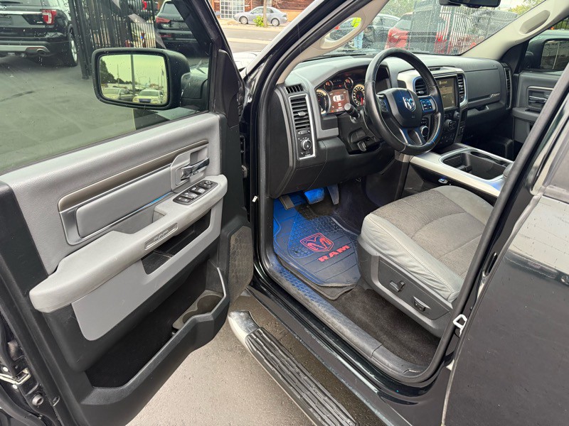 2016 RAM 1500 Image 11