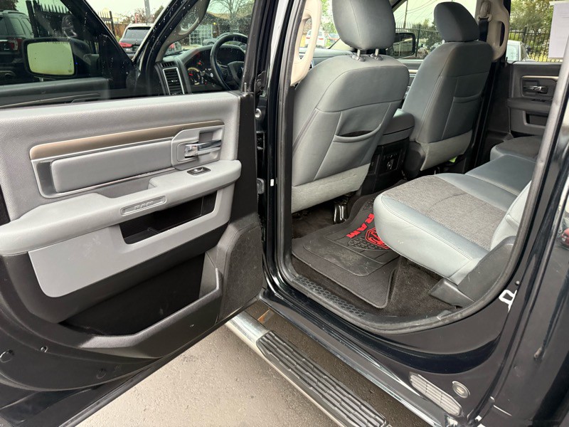 2016 RAM 1500 Image 27