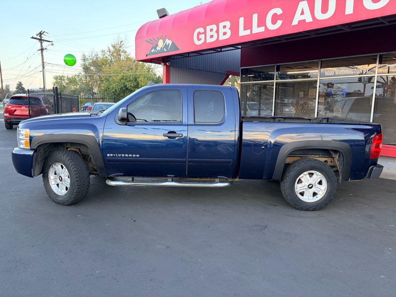 2009 Chevrolet Silverado 1500 Image 2