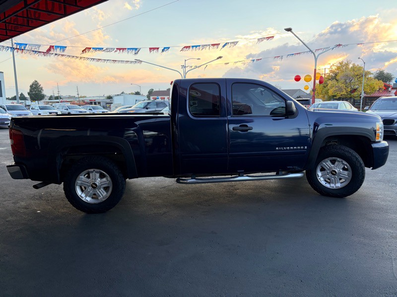 2009 Chevrolet Silverado 1500 Image 7