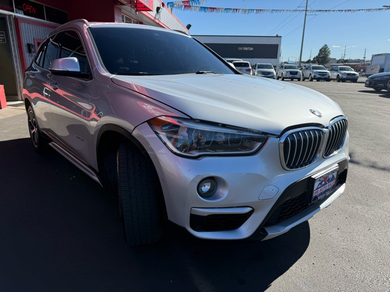 2017 BMW X1 Image 8