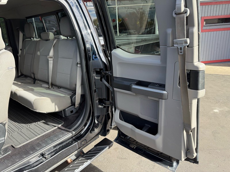 2017 Ford F-150 Image 27