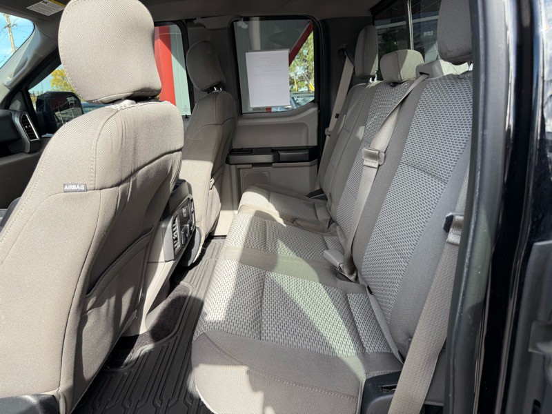 2017 Ford F-150 Image 28