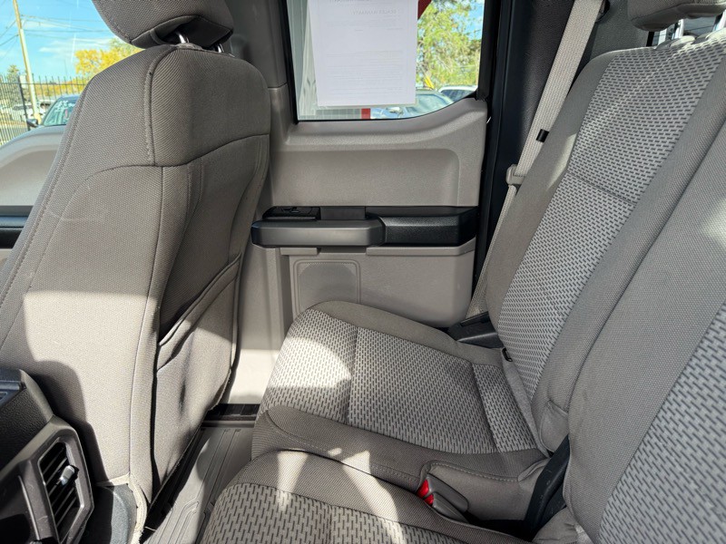 2017 Ford F-150 Image 30