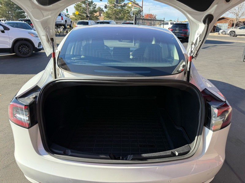 2018 Tesla Model 3 Image 5