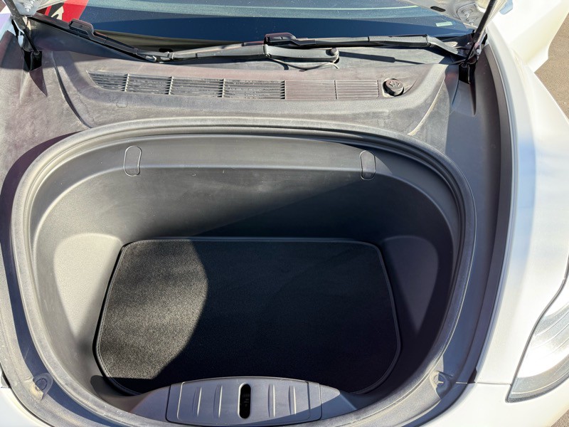 2018 Tesla Model 3 Image 27