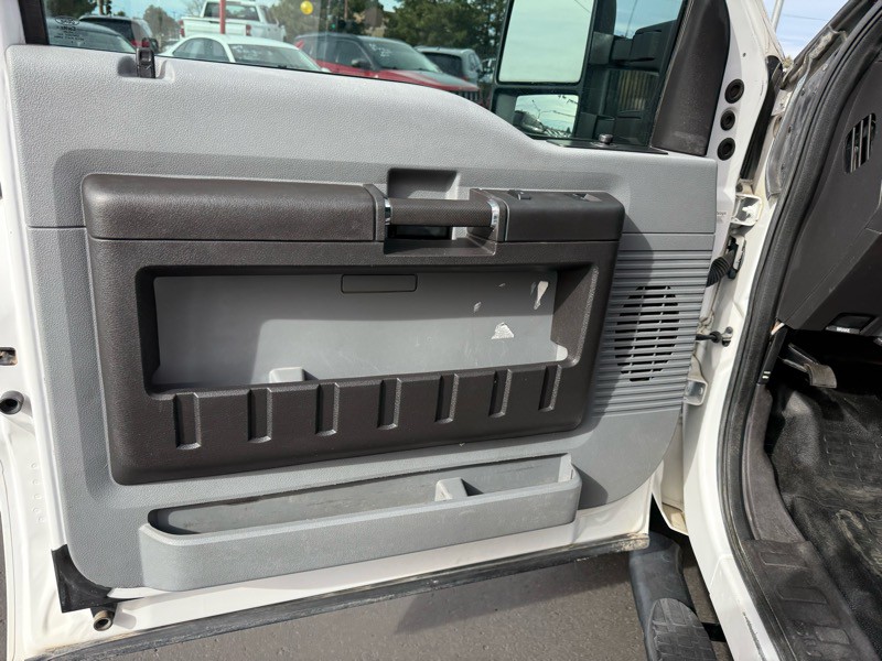 2014 Ford F-250 Image 11