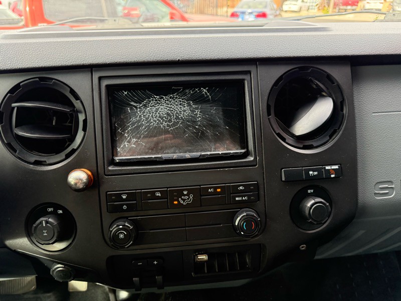 2014 Ford F-250 Image 15