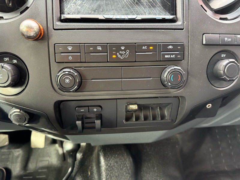 2014 Ford F-250 Image 16