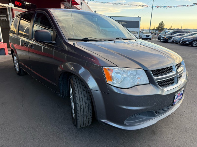 2018 Dodge Grand Caravan Image 9
