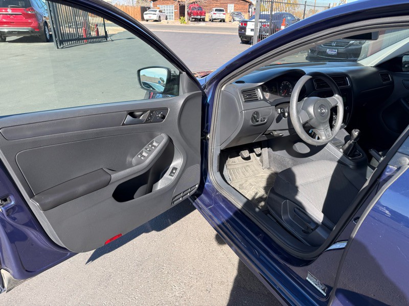 2014 Volkswagen Jetta Image 13