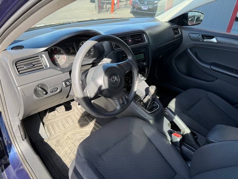 2014 Volkswagen Jetta Image 16