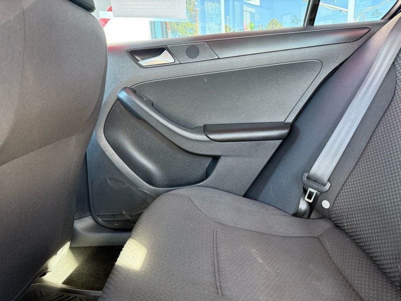 2014 Volkswagen Jetta Image 30