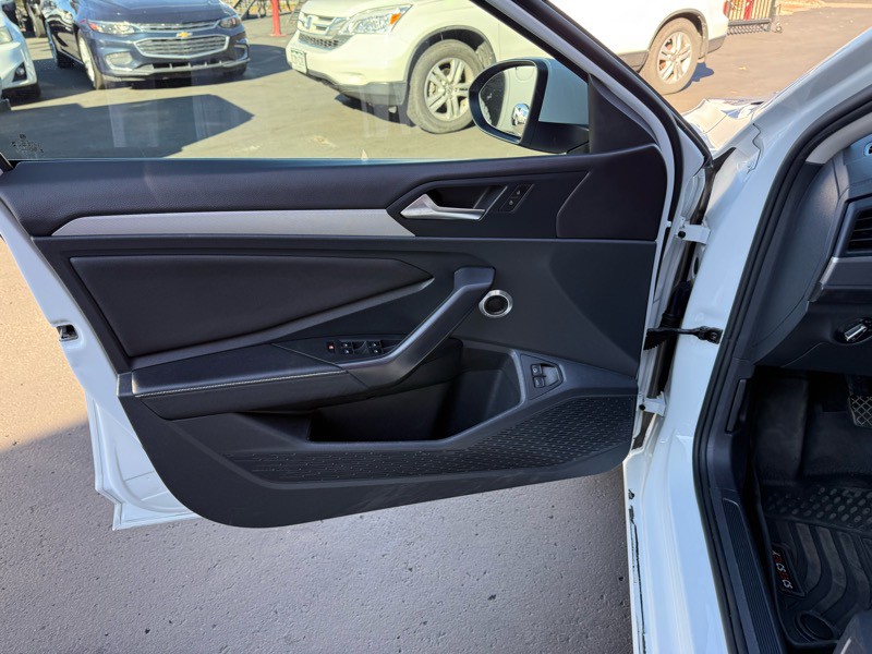 2024 Volkswagen Jetta Image 11