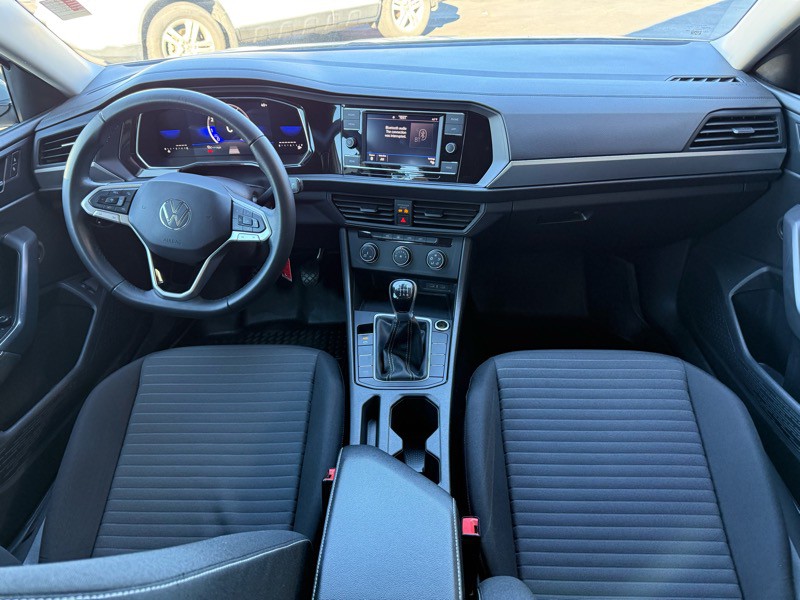 2024 Volkswagen Jetta Image 14