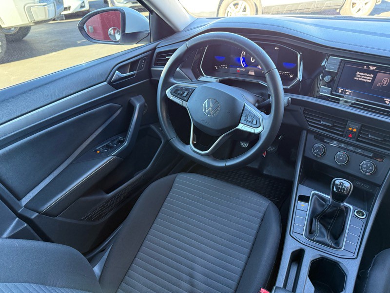 2024 Volkswagen Jetta Image 20