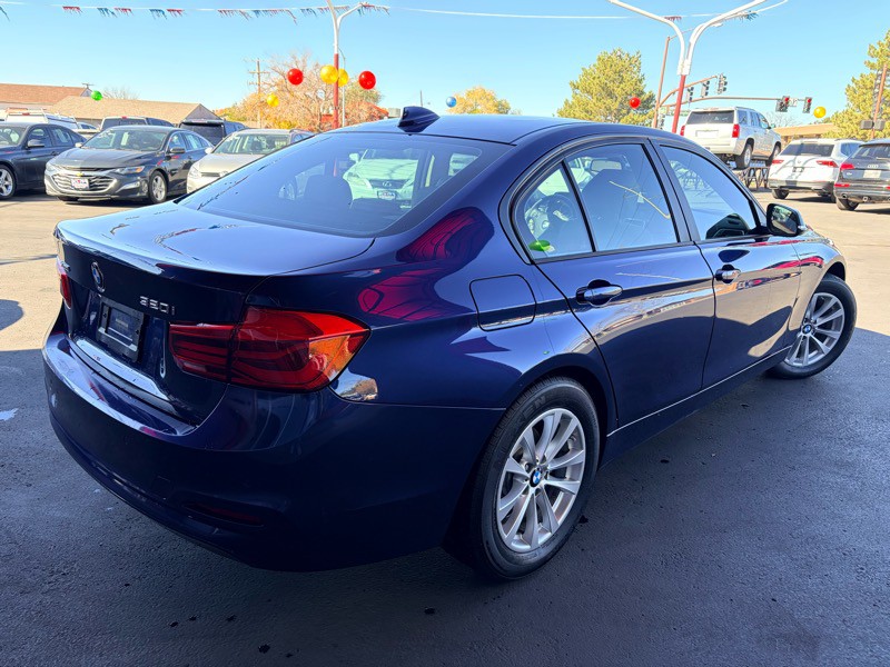 2018 BMW 3 Series Image 7