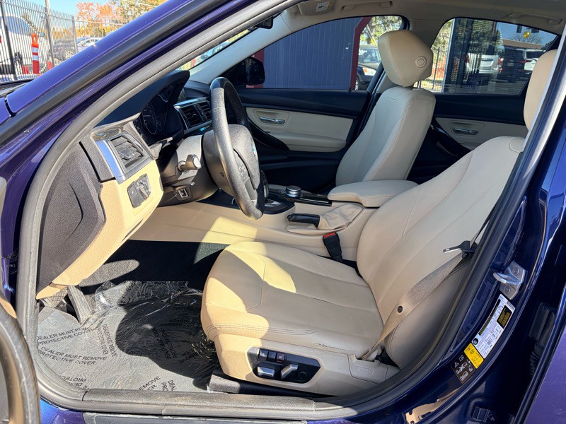 2018 BMW 3 Series Image 14