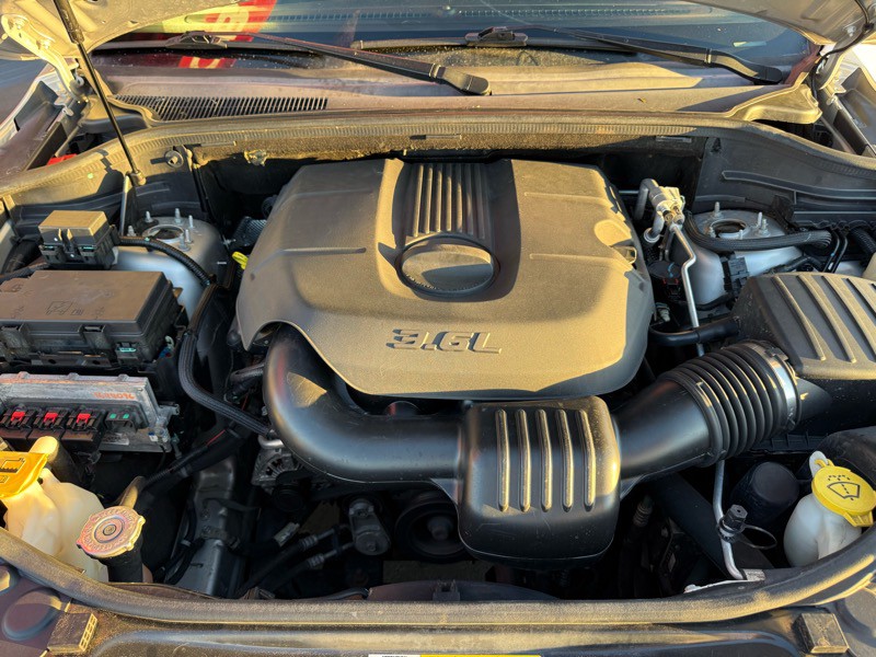 2011 Jeep Grand Cherokee Image 35