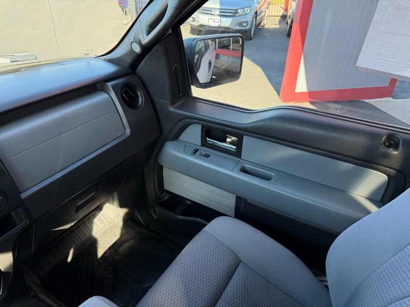 2014 Ford F-150 Image 18