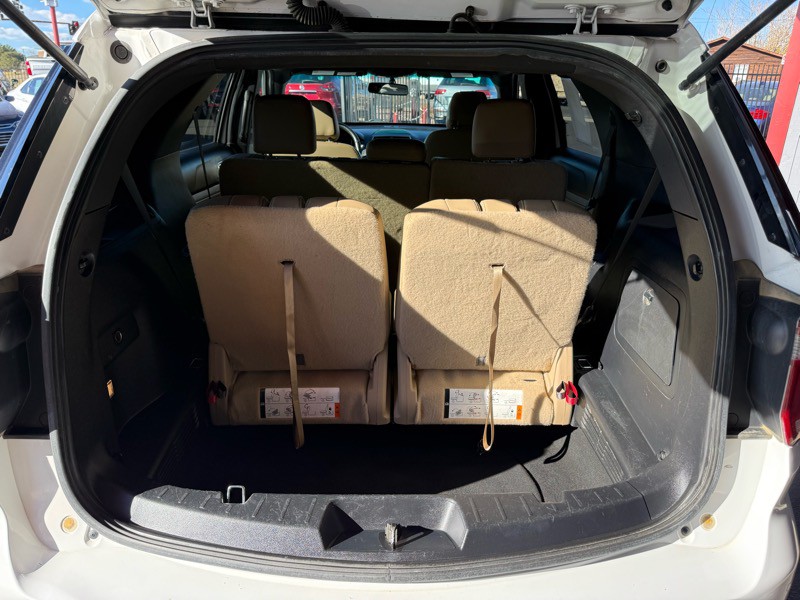 2016 Ford Explorer Image 5