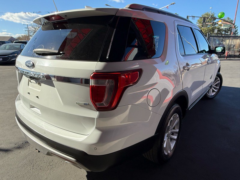 2016 Ford Explorer Image 7