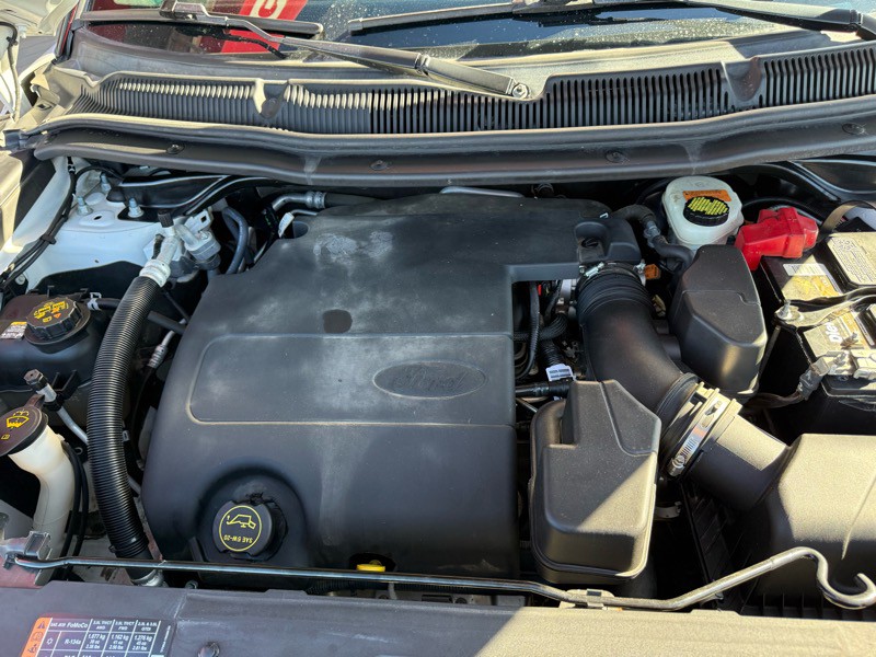 2016 Ford Explorer Image 28