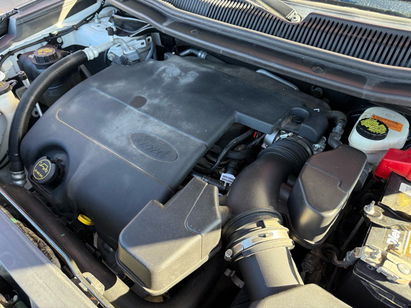 2016 Ford Explorer Image 29