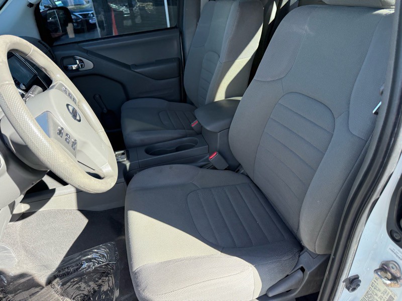 2019 Nissan Frontier Image 13